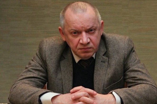 Фильм «Дурак»: актёр Сергей Арцибашев в роли Тульского Фильм «Дурак»: актёр Сергей Арцибашев в роли Тульского