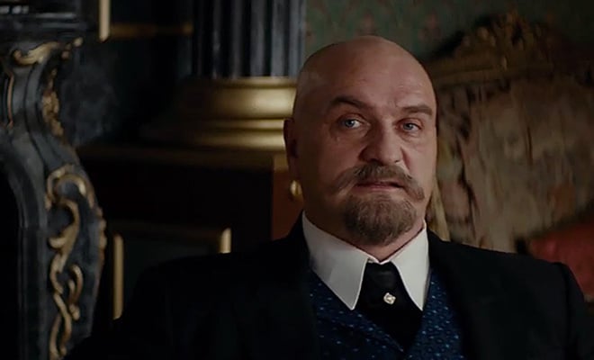 Фильм «Герой»: актёр Александр Балуев в роли Терещенко Фильм «Герой»: актёр Александр Балуев в роли Терещенко