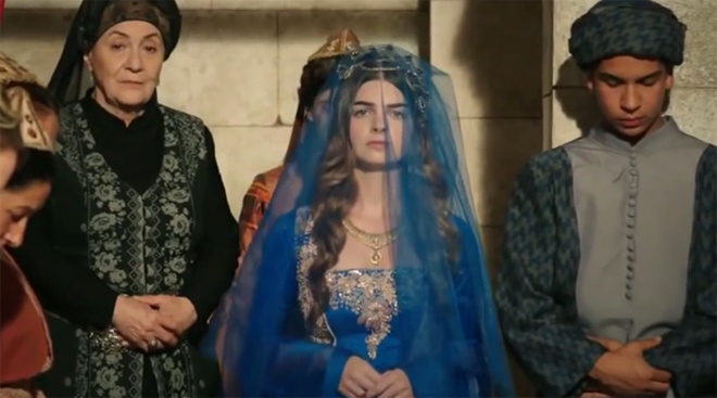 Сериал «Великолепный век»: актриса Пелин Карахан в роли Михримах Султан Сериал «Великолепный век»: актриса Пелин Карахан в роли Михримах Султан