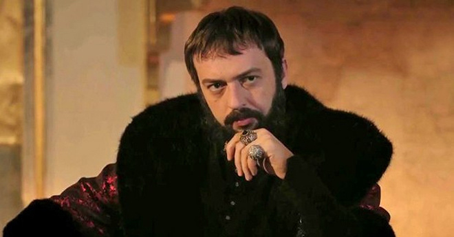 Сериал «Великолепный век»: актёр Окан Ялабык в роли Ибрагима-паши Сериал «Великолепный век»: актёр Окан Ялабык в роли Ибрагима-паши