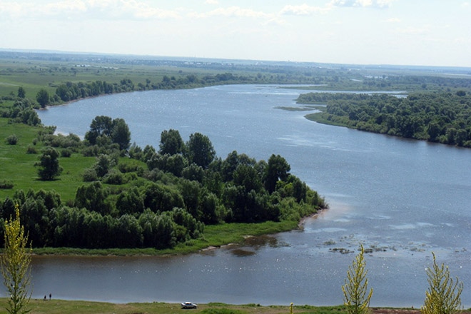 Почему волга главная река