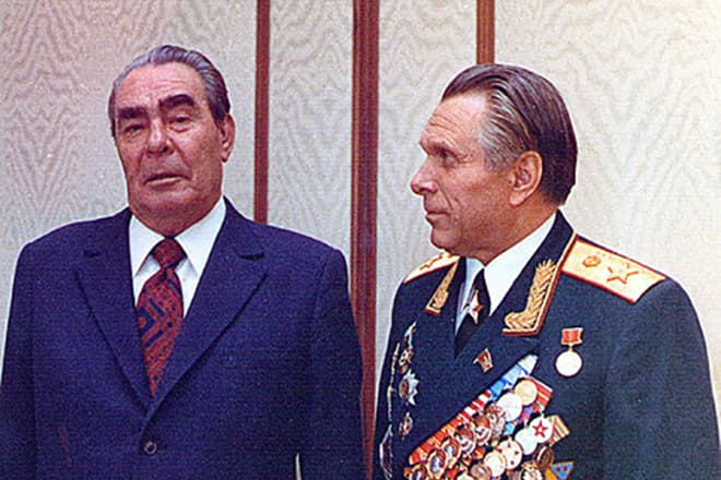 Николай Щелоков и Леонид Брежнев