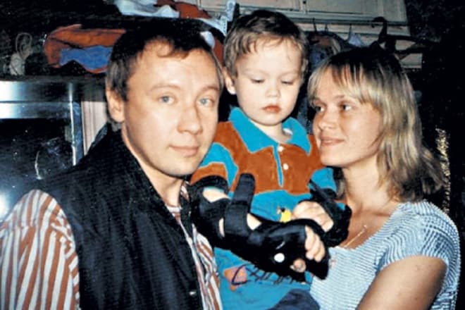Андрей Ташков и Елена Скороходова с сыном