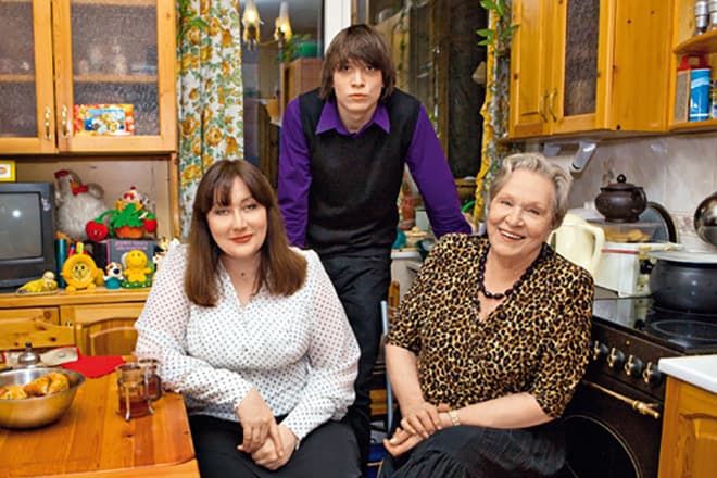 Римма Маркова с семьей