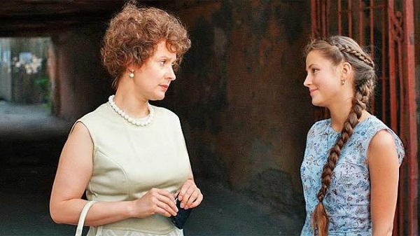 Сериал «Манекенщица»: актриса Евгения Дмитриева в роли Зои Ивановны Кузнецовой Сериал «Манекенщица»: актриса Евгения Дмитриева в роли Зои Ивановны Кузнецовой