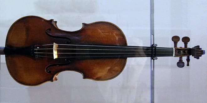 Скрипка Никколо Паганини