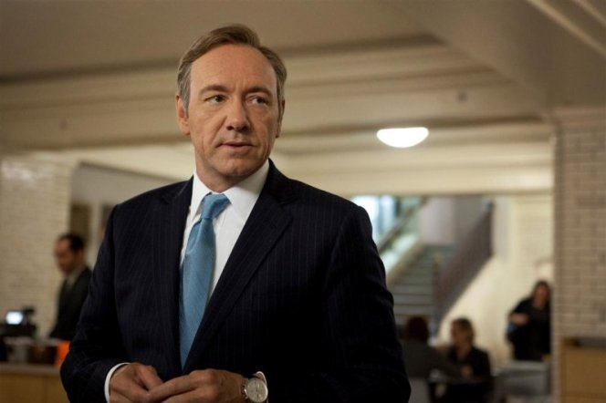 Сериал «Карточный домик» 5 сезон: актер Кевин Спейси в роли Фрэнсиса Андервуда Сериал «Карточный домик» 5 сезон: актер Кевин Спейси в роли Фрэнсиса Андервуда