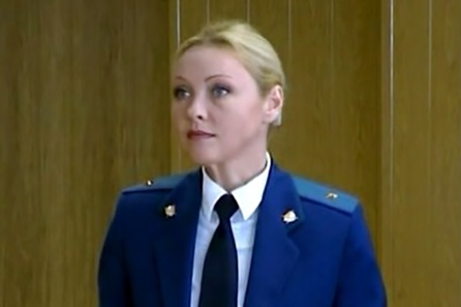 Ксения Энтелис в сериале "Закон и порядок" Ксения Энтелис в сериале "Закон и порядок"