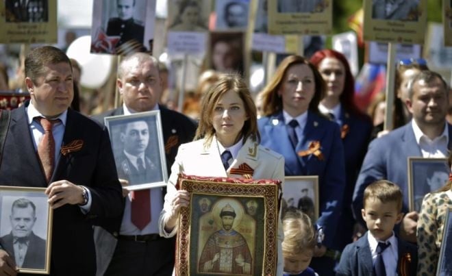 Поклонская в бессмертном полку