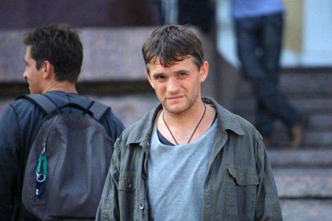 Сериал «Город»: актёр Владислав Абашин в роли Егора Чащина Сериал «Город»: актёр Владислав Абашин в роли Егора Чащина
