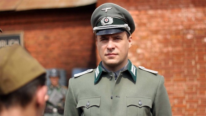 Сериал «Красные горы»: актер Евгений Цыганов в роли Аркадия Энгельгардта Сериал «Красные горы»: актер Евгений Цыганов в роли Аркадия Энгельгардта