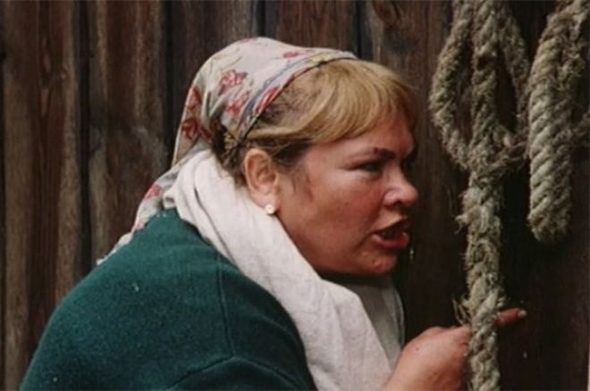 Нина Усатова в фильме «Кадриль» Нина Усатова в фильме «Кадриль»