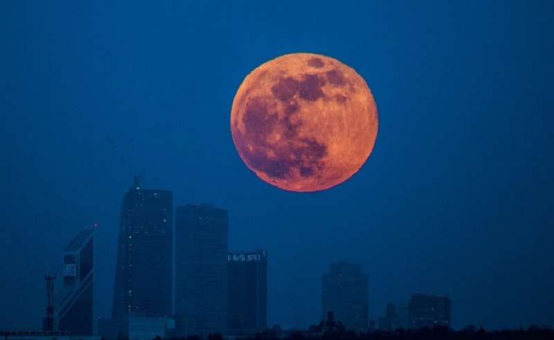 Суперлуние в Москве