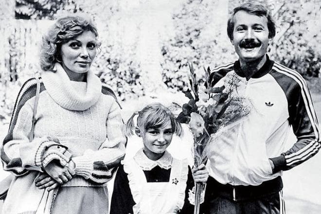 Андрей Градов с женой и дочерью