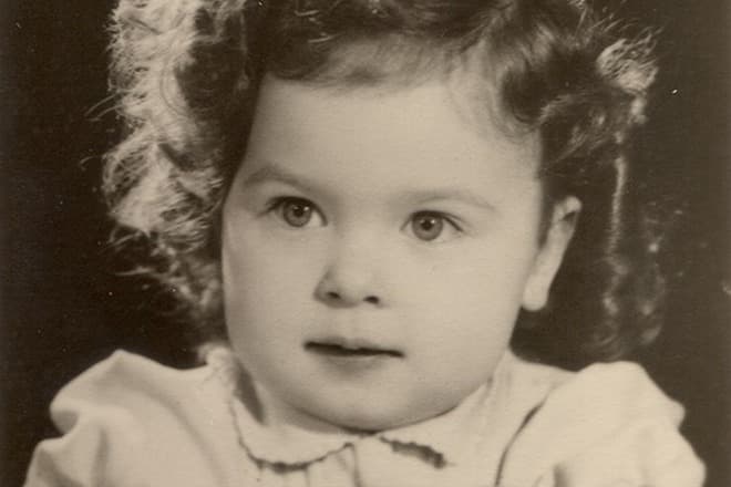 Мария Романова в детстве
