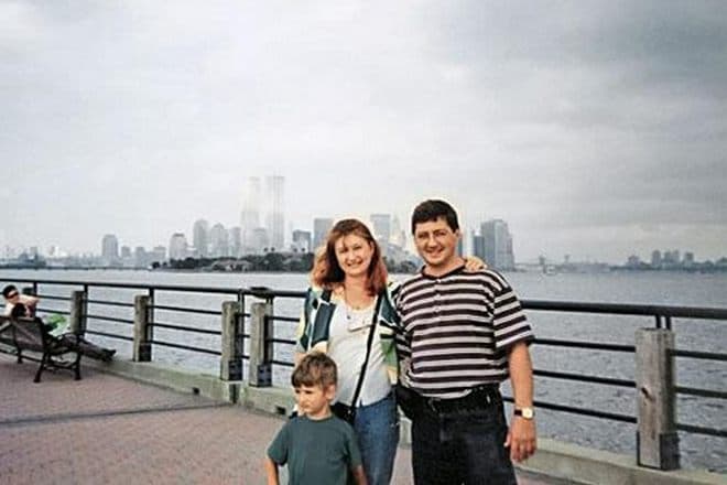 Александр Мясников с женой и сыном