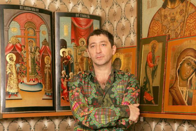 Григорий Лепс с коллекцией икон