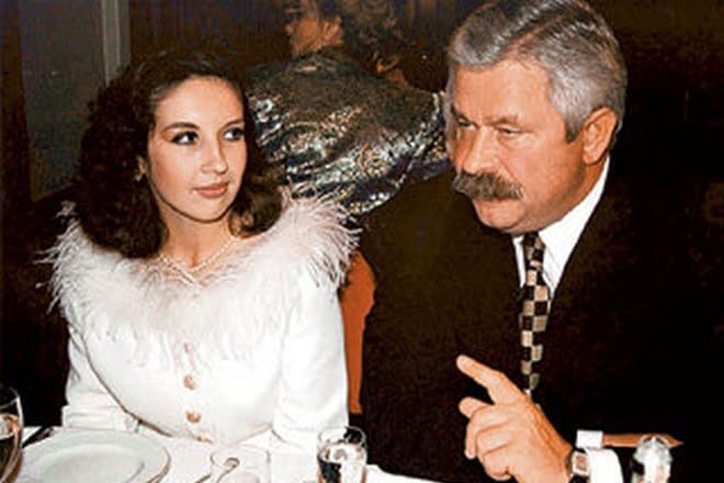 Александр Руцкой и его третья жена Ирина Попова