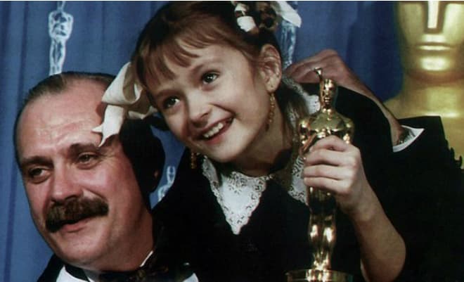 Надежда Михалкова с отцом на вручении премии «Оскар»