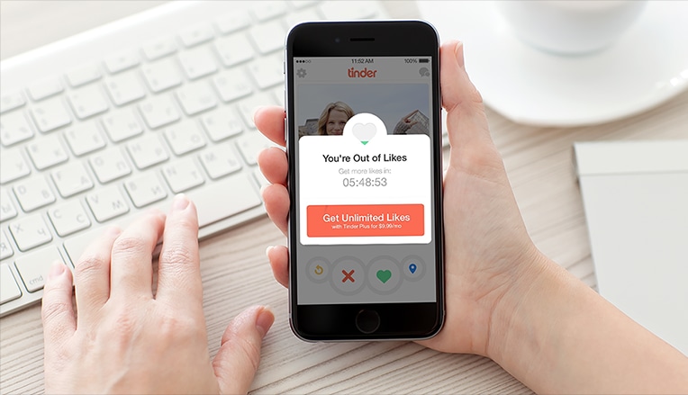 Соцсеть Tinder