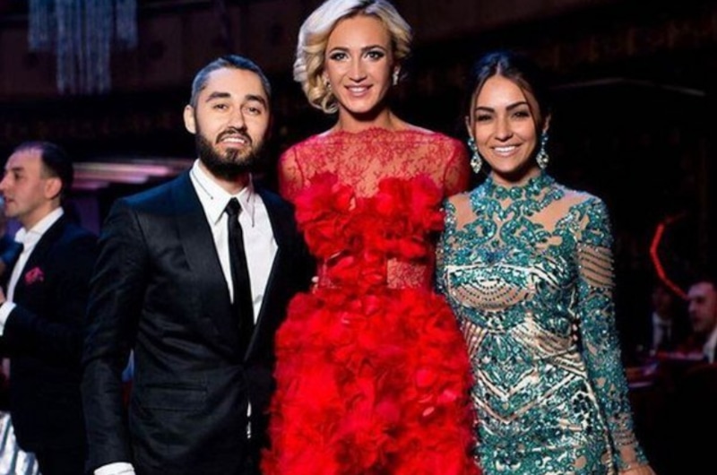 Ольга Бузова с рэпером Мотом и его супругой