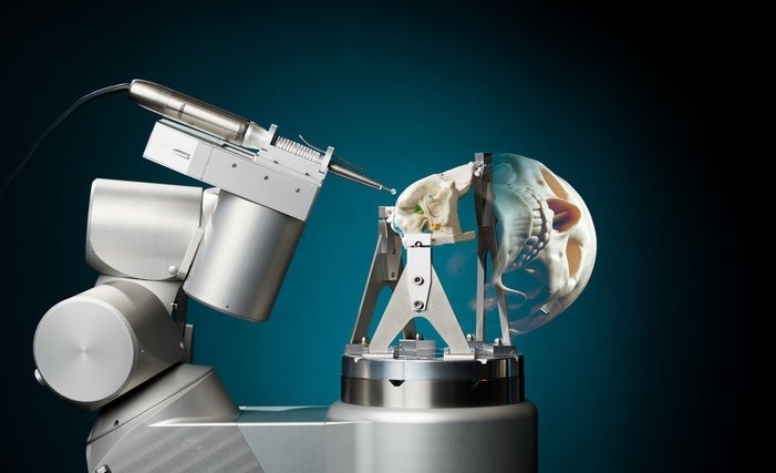 Робот-хирург RoBoSculpt