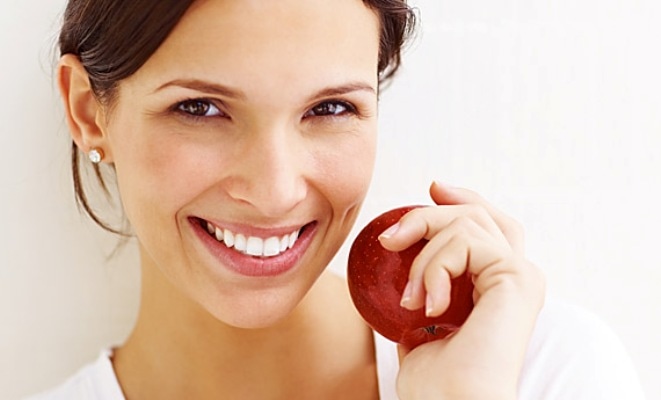 Стоматологи выяснили, какие растительные продукты опасны для зубов