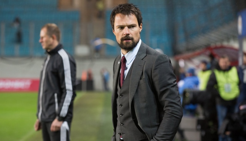 Кадр из фильма "Тренер" Кадр из фильма "Тренер"