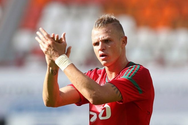 Дмитрий Тарасов в составе "Локомотива" Дмитрий Тарасов в составе "Локомотива"