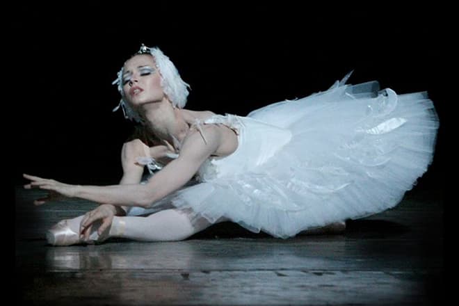 Диана Вишнёва в балете "Лебединое озеро"