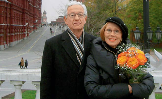 Лариса Мондрус с мужем в Москве