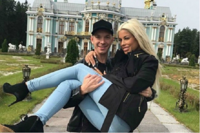 Бриджит Би и Маркус Дюпри (Алексей Маетный) в Санкт-Петербурге Бриджит Би и Маркус Дюпри (Алексей Маетный) в Санкт-Петербурге