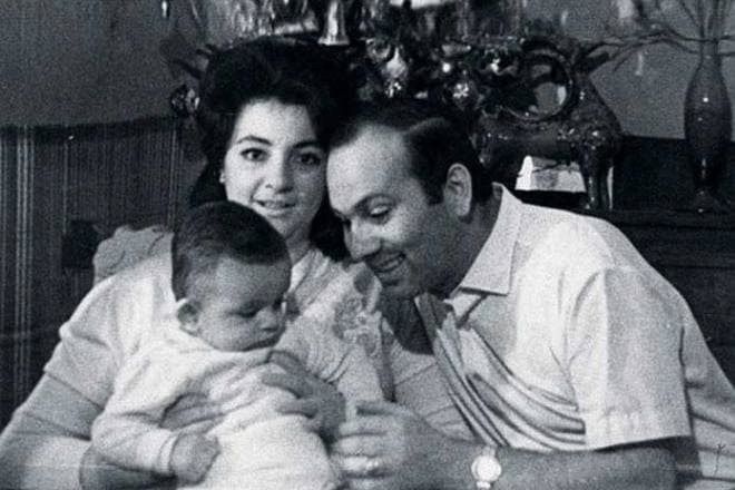 Филипп Киркоров в детстве с родителями