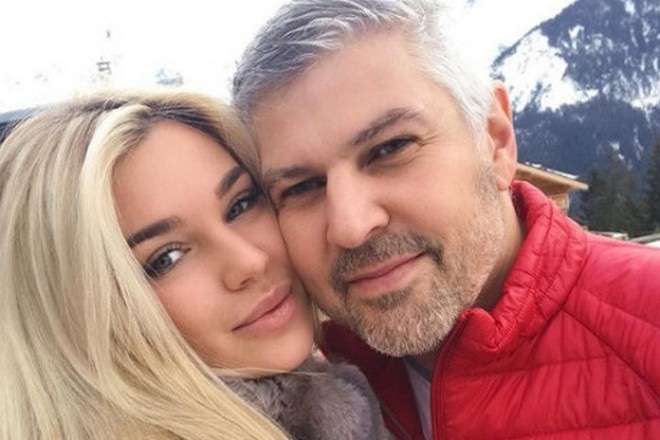 Илона Котелюх и Николай Саркисов в 2018 году Илона Котелюх и Николай Саркисов в 2018 году
