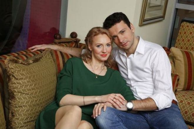 Антон Хабаров с женой Еленой Хабаровой