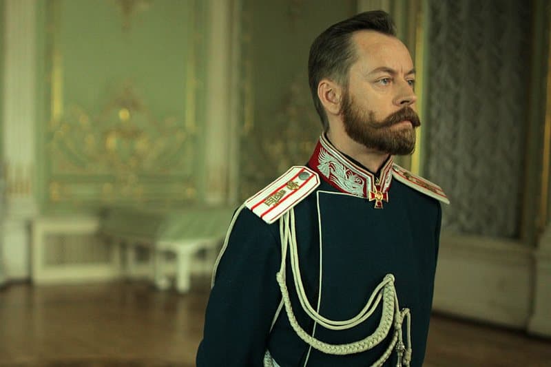 Михаил Елисеев в роли Николая II (кадр из сериала «Троцкий»)