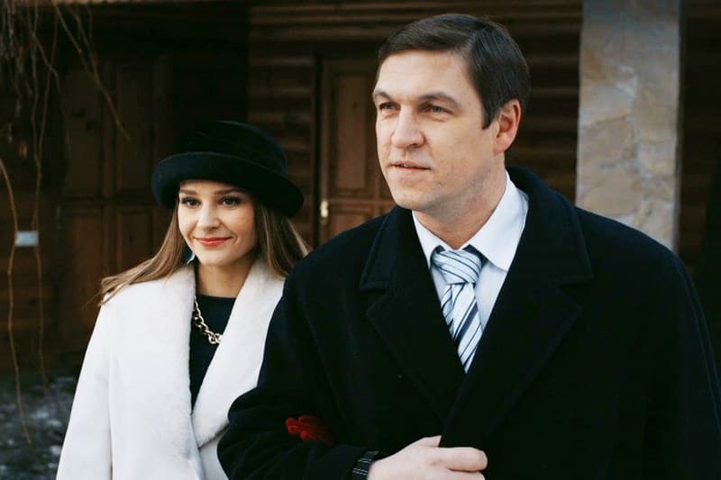 Глафира Тарханова и Дмитрий Орлов (кадр из сериала «Благие намерения»)