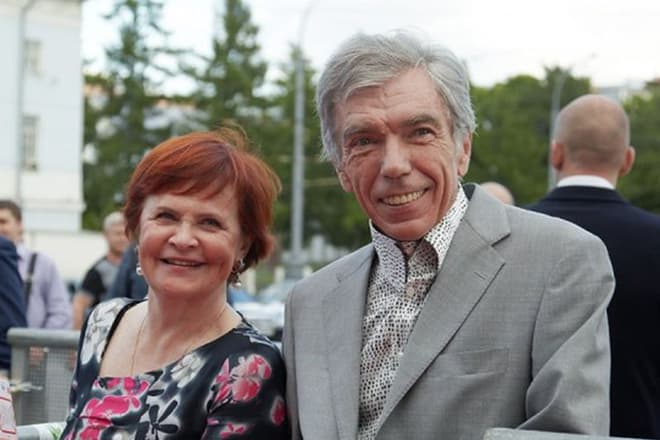 Юрий Николаев с женой Элеонорой Николаевой