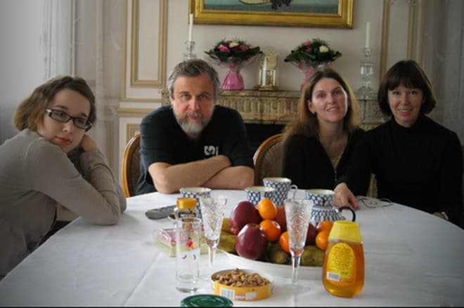 Андрей Эшпай с женой и дочками
