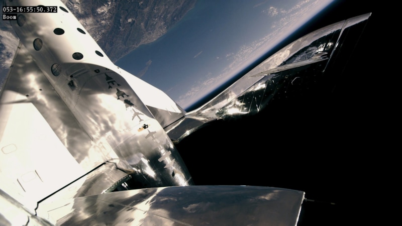 Вид на Землю из кабины VSS Unity Вид на Землю из кабины VSS Unity