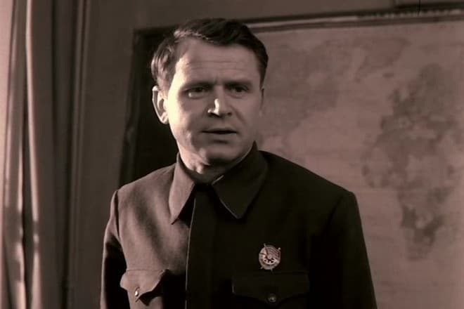 Сергей Никоненко (кадр из фильма «Завтра была война»)