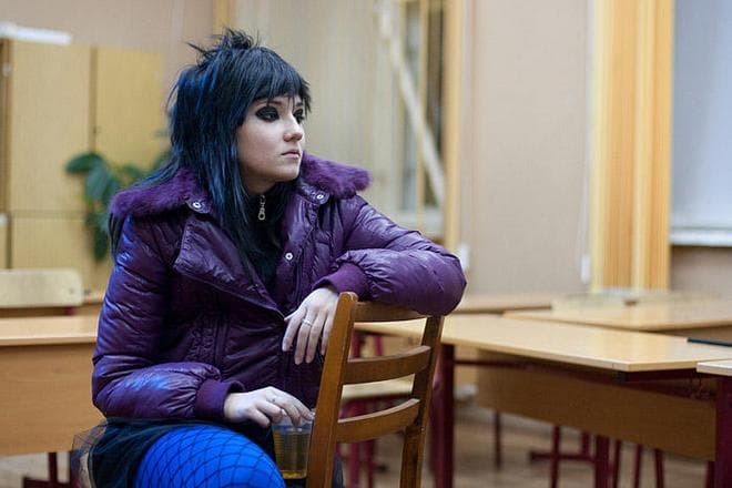 Валентина Лукащук (кадр из сериала «Школа»)
