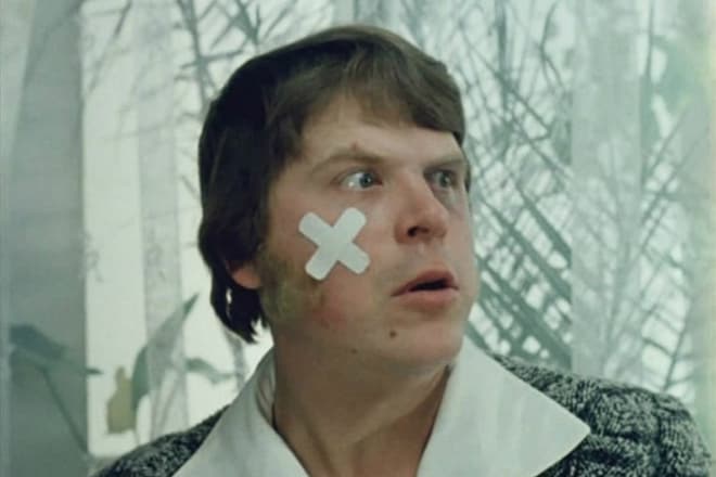 Михаил Кокшенов (кадр из фильма «Не может быть!»)