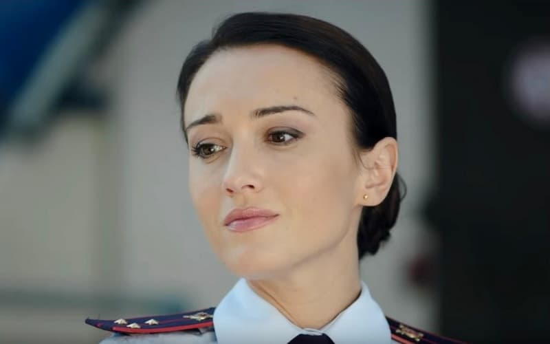 Александра Булычёва (кадр из сериала «Я знаю твои секреты»)