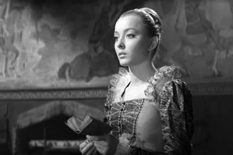 Анастасия Вертинская в роли Офелии (кадр из фильма «Гамлет»)