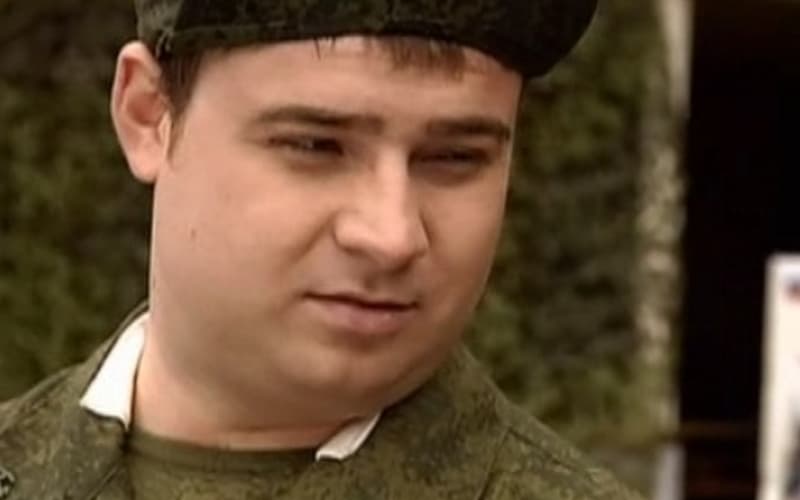 Руслан Сасин в роли Вадима Цлава (кадр из сериала «Солдаты. Снова в строю»)