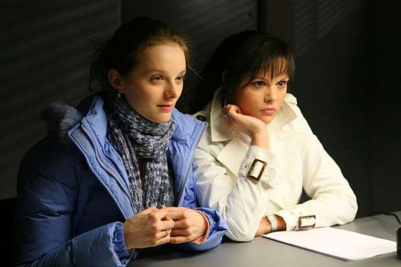 Анна Назарова и Мария Горбань (кадр из сериала «Право на счастье»)