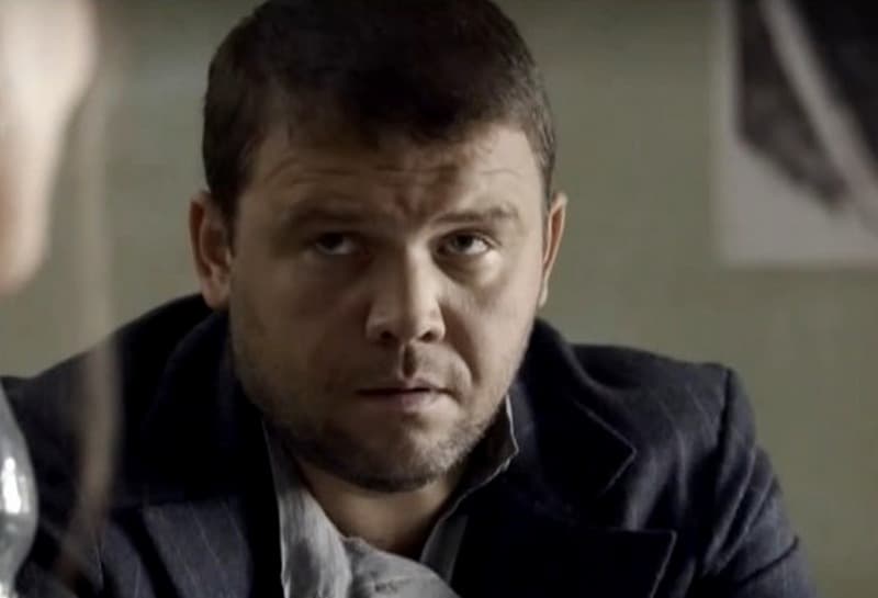 Виктор Низовой (кадр из сериала «Господа-товарищи»)