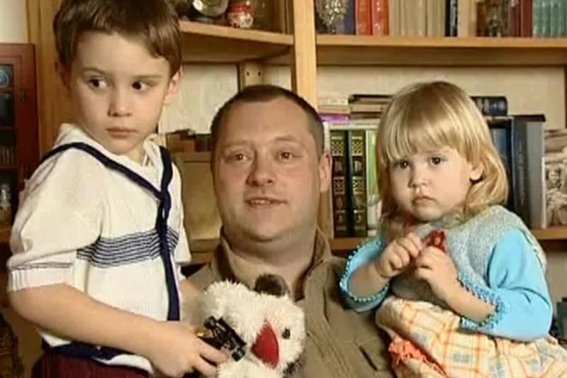 Аркадий Высоцкий с детьми