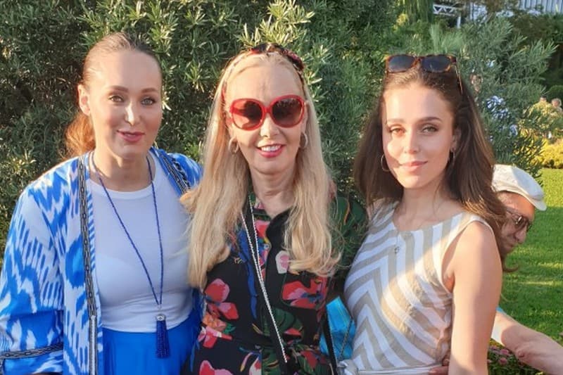 Наталья Раппопорт-Кобзон в 2019 году с матерью Нелли и дочерью Мишель